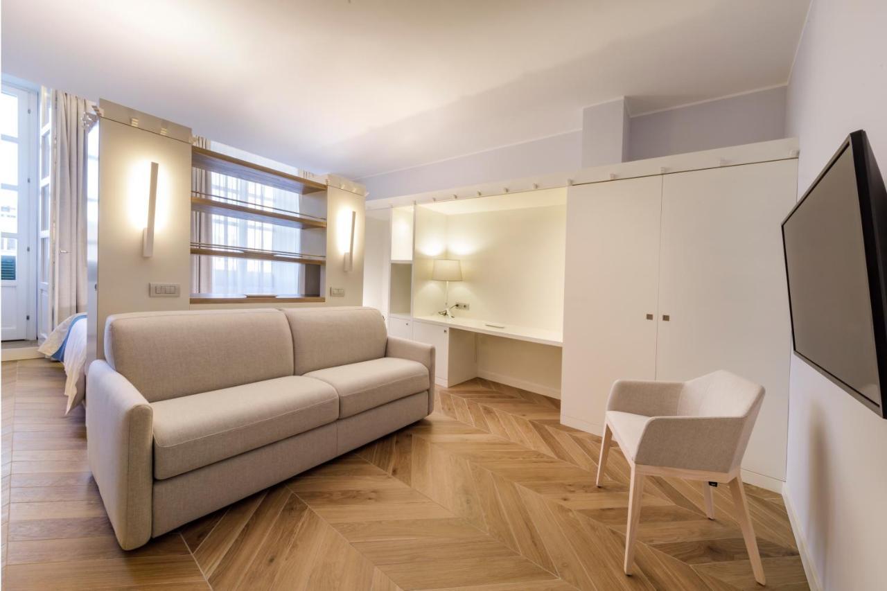 Hotel Baylle Каляри Екстериор снимка